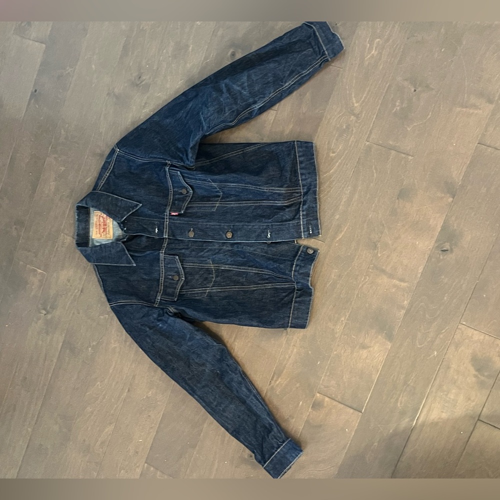 Levi’s denim trucker jacket size 44